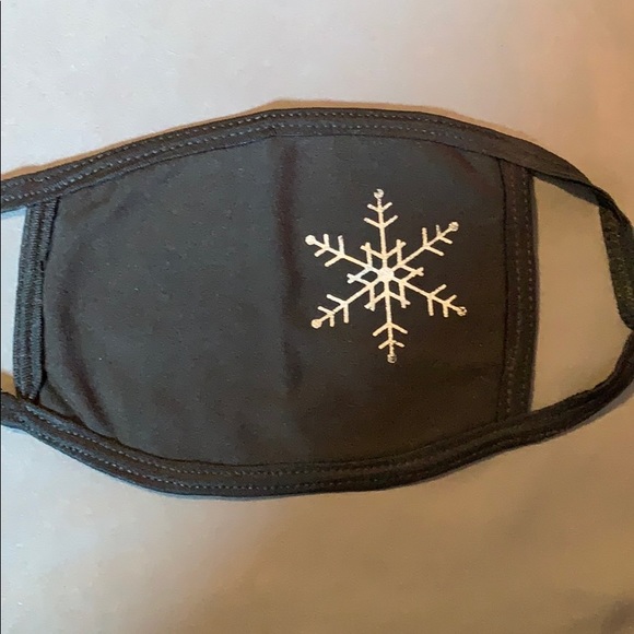 Snowflake Mask - Picture 2 of 3